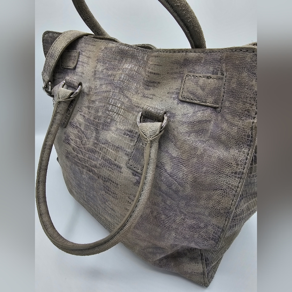 Michael Kors Lizard Embossed Hamilton Tote - Picture 2 of 7